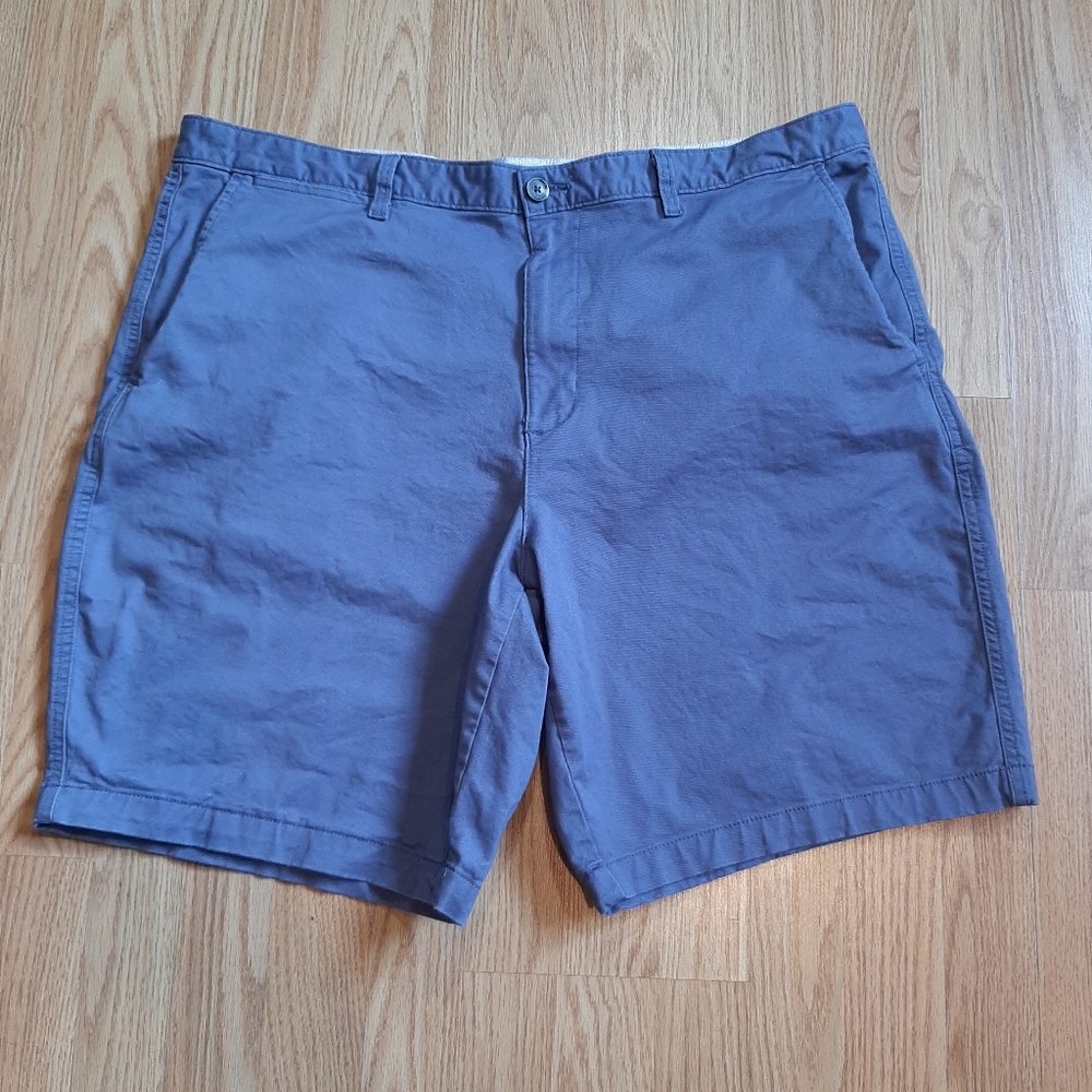 Flat Front Casual Shorts 44 Waist